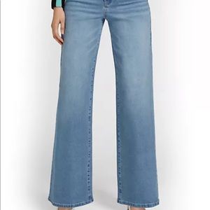 New York & Co. HIGH-WAISTED ULTRA WIDE-LEG JEANS